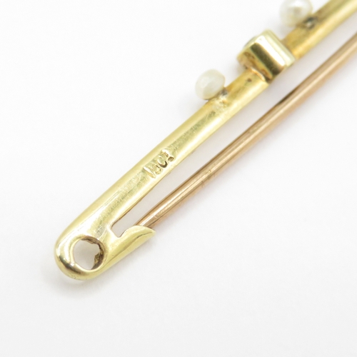 28 - 15ct gold art deco pearl and sapphire brooch (1.6g)