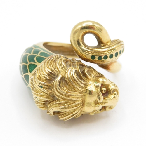 6 - 18ct gold green enamel lion ring (10.2g) Size M (adjustable)
