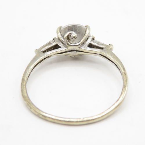 72 - 9ct white gold white gemstone solitaire ring (1.8g) Size N 1/2