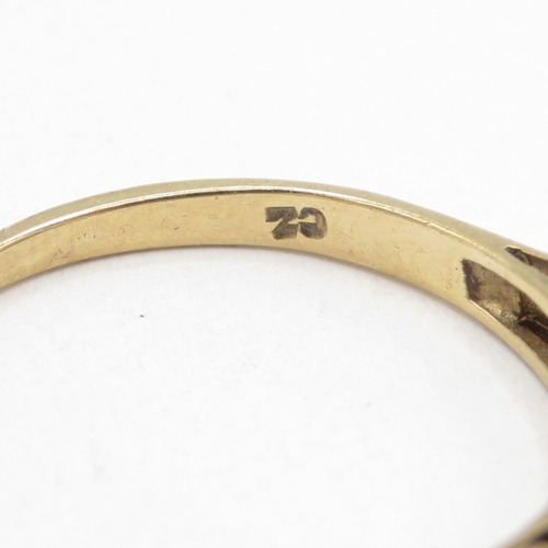 13 - 9ct gold sapphire and white gemstone channel set ring  (1.6g) Size N