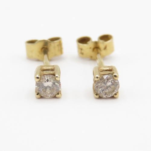 133 - 9ct gold diamond stud earrings (0.5g)