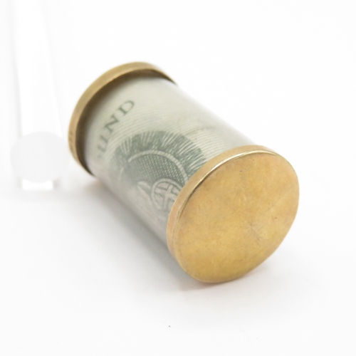 134 - 9ct gold emergency money charm (2.4g)