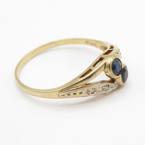 141 - 9ct gold sapphire and diamond toi et moi ring  (1.5g) Size O 1/2
