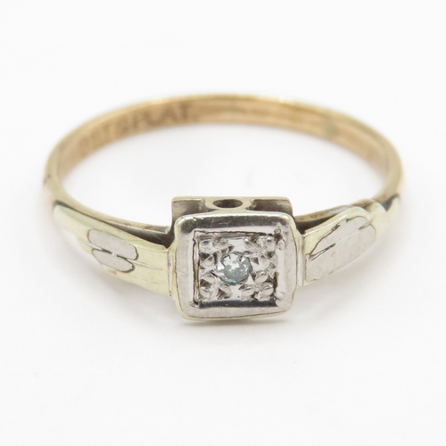 145 - 9ct gold diamond illusion set ring  (1.2g) Size I 1/2