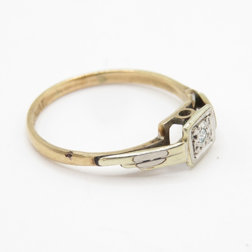 145 - 9ct gold diamond illusion set ring  (1.2g) Size I 1/2