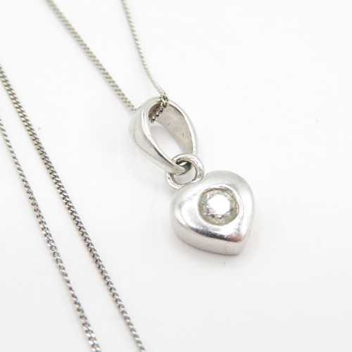 158 - 9ct white gold diamond heart pendant (1.4g)