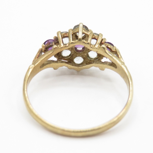 162 - 9ct gold amethyst and quartz cluster ring (1.9g) Size M 1/2