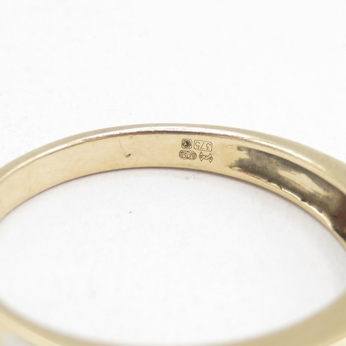 30 - 9ct gold diamond half eternity ring  (2.1g) Size N