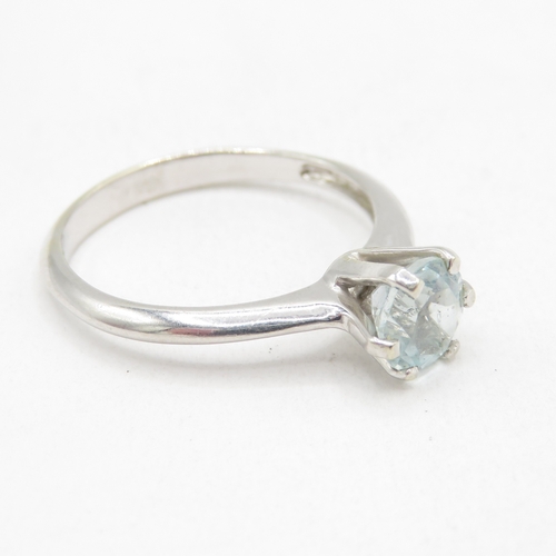 45 - 9ct white gold aquamarine solitaire ring  (2.2g) Size N