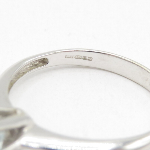 45 - 9ct white gold aquamarine solitaire ring  (2.2g) Size N