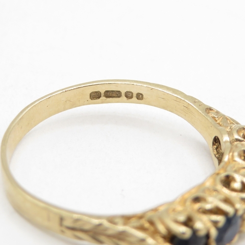 94 - 9ct gold sapphire five stone ring  (2.3g) Size N