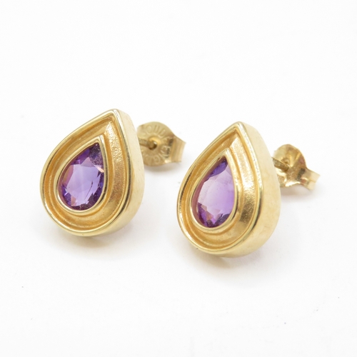 131 - 9ct gold amethyst earrings and necklace set  (4.3g)