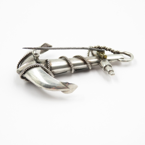242 - Scottish revival agate and Sterling silver anchor brooch 11.2g