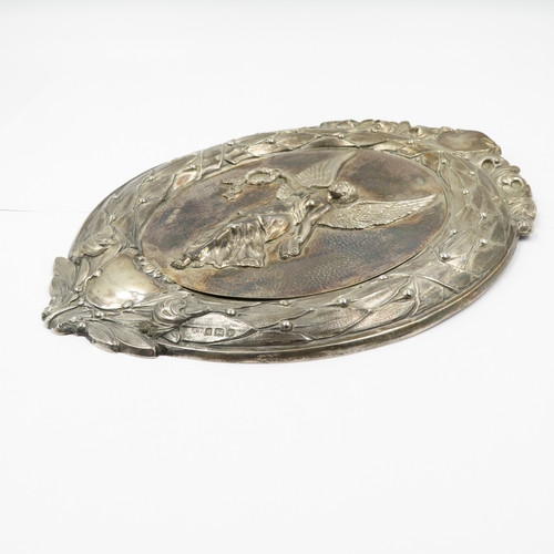 256 - Large hallmarked silver plaque 29cm high x 20cm wide. 578g