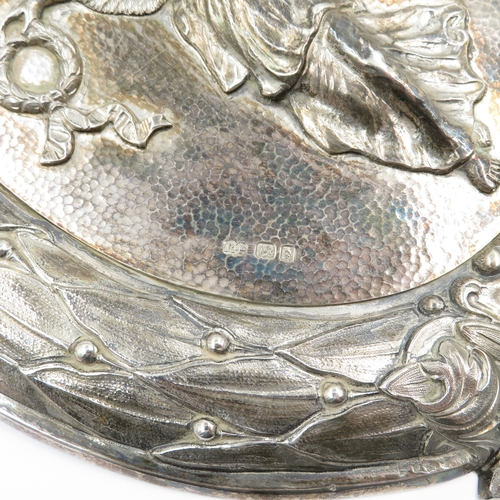256 - Large hallmarked silver plaque 29cm high x 20cm wide. 578g
