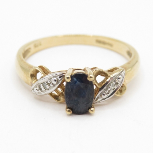 28 - 9ct gold sapphire & diamond dress ring (1.9g) Size N