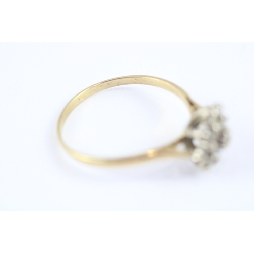 146 - 18ct gold diamond cluster ring (3.1g) Size U