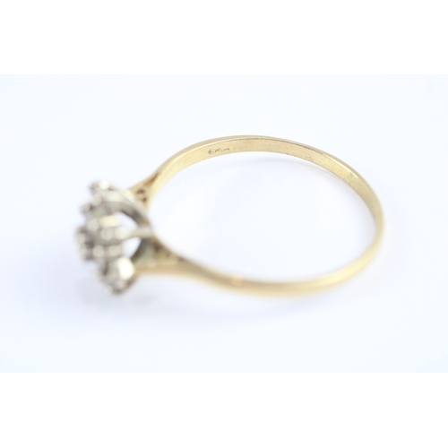 146 - 18ct gold diamond cluster ring (3.1g) Size U
