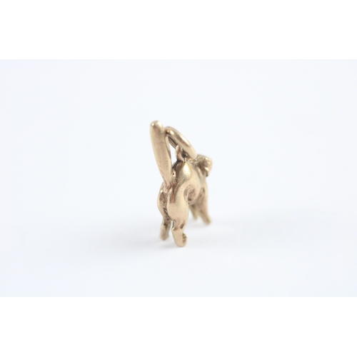 15 - 9ct gold cat charm pendant (2g)