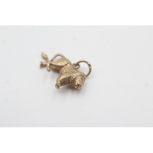 176 - 9ct gold lion charm pendant (2.9g)