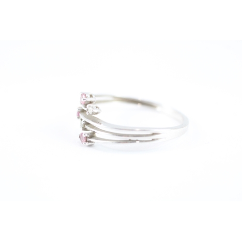 177 - 9ct white gold diamond pink sapphire ring (1.5g) Size N 1/2