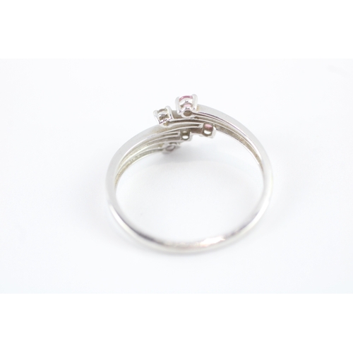 177 - 9ct white gold diamond pink sapphire ring (1.5g) Size N 1/2