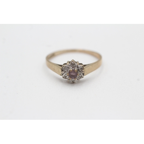 189 - 9ct gold amethyst diamond cluster ring (1.7g) Size P