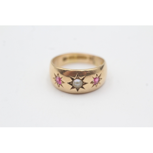 192 - 15ct gold ruby and pearl star set ring (4.4g) Size J