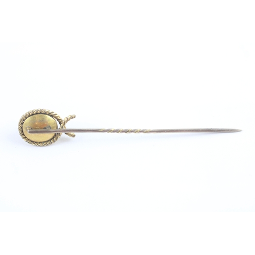 85 - 9ct gold split pearl and foiled back rock crystal base metal pin (3.5g)