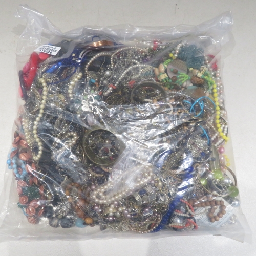 256 - Bulk Bag of Assorted Costume Jewellery - Approx 10Kg