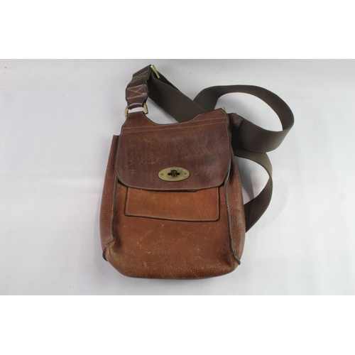 332 - Mulberry 'Antony' Crossbody Bag In Oak Calfskin Leather