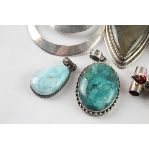 215 - Collection of Sterling Silver Gemstone Pendants inc. Labradorite, Lapis x 7 121g