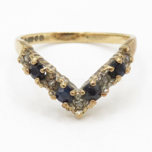 109 - 9ct gold sapphire diamond wishbone ring (2.1g) Size M