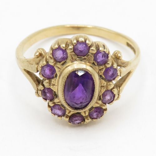 93 - 9ct gold amethyst cluster ring (2.9g) Size O 1/2