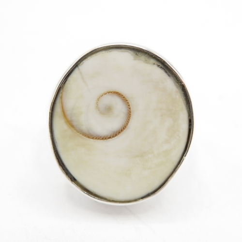 222 - Sterling Silver 925 Shiva Eye Shell Ring (7.4g) Size O