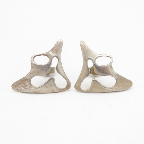 231 - Collection of Sterling Silver Brooches x2 and Earrings inc. Charles Horner, Jensen. 14.2g