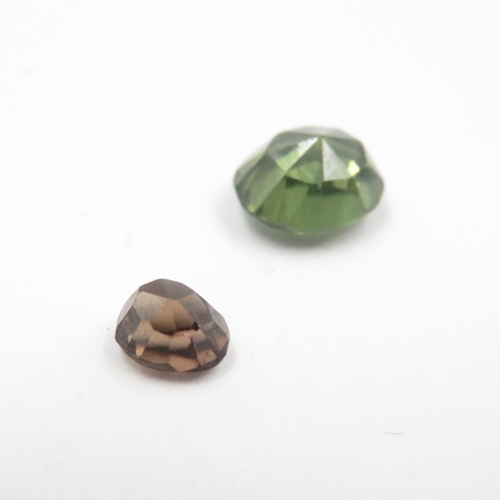236 - Collection of Green Gemstones inc. Emerald and Tourmaline 8.9g (weight including bags)