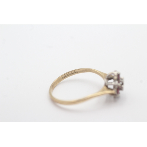 103 - 9ct gold ruby diamond cluster ring (1.9g) Size P