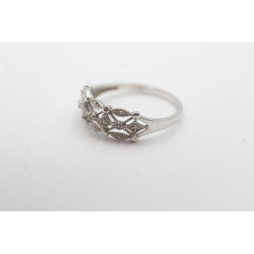 110 - 9ct white gold diamond dress ring (1.6g) Size O 1/2