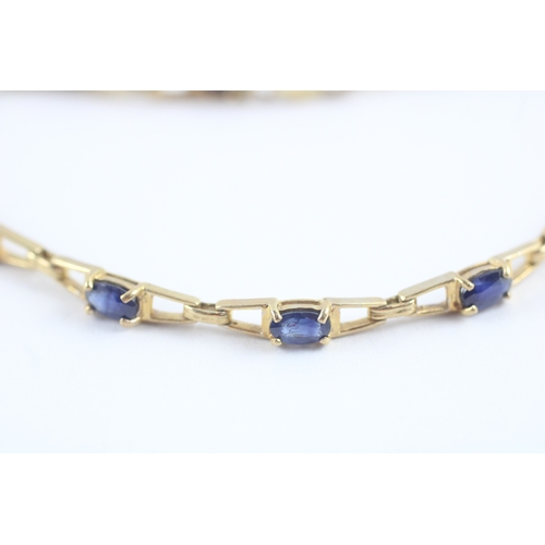 122 - 9ct gold sapphire link bracelet (5.1g)