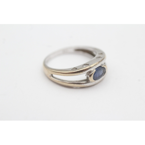 126 - 9ct white gold sapphire single stone ring (2.8g) Size M
