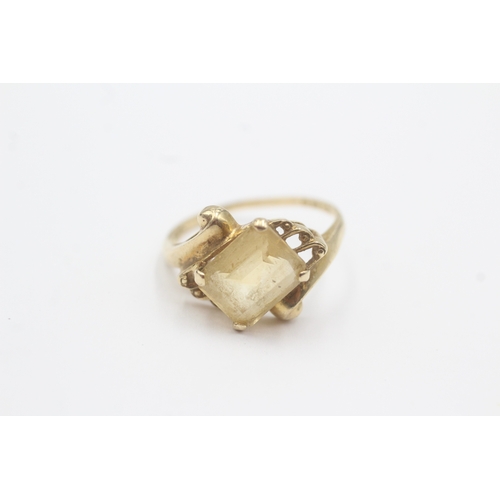 68 - 9ct gold 1970's citrine dress ring (2.5g) Size Q