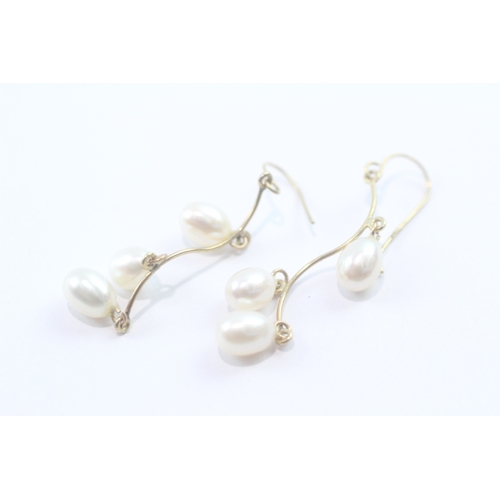 82 - 9ct gold cultured pearl drop earrings (2.3g)
