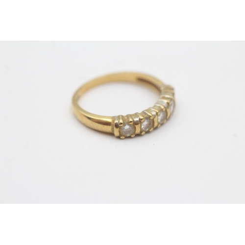 85 - 18ct gold diamond five stone ring (2.9g) Size L