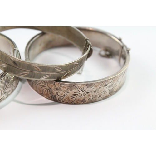 156 - Collection of Sterling Silver Mid Century Bangles inc. Safety Chain x 3 94g