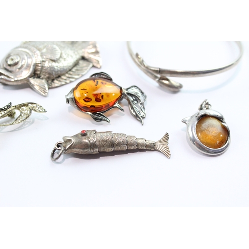 169 - Collection Of Mixed Grade Silver Animal Jewellery inc. Amber x 7 43g
