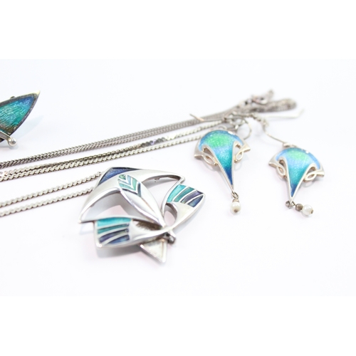 176 - Collection of Sterling Silver Celtic Jewellery inc. Malcolm Gray x 5 35g