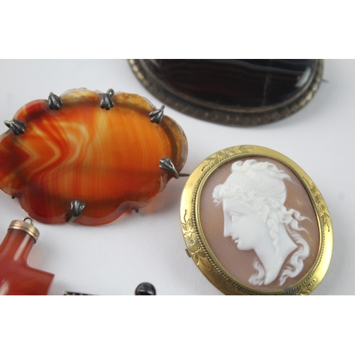196 - Collection of Antique Jewellery inc. Agate, Cameo, Brooches x 6 68g