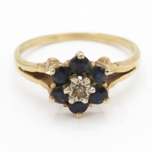 85 - 9ct gold sapphire diamond cluster ring (1.6g) Size L 1/2