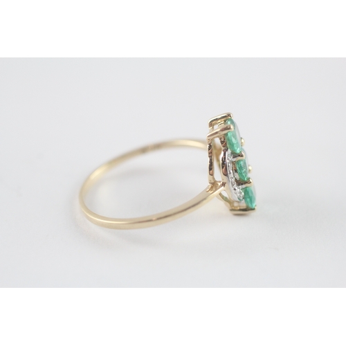 117 - 9ct gold emerald diamond dress ring (2g) Size P 1/2